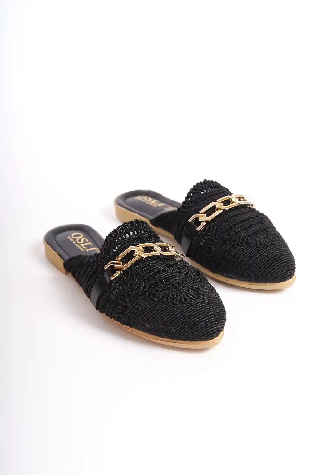 Siyah Dantelli Kadın Tokalı Terlik