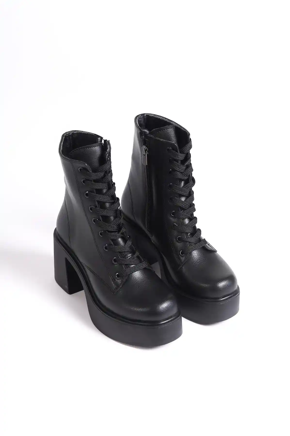 Siyah Cilt Kadın Yüksek Topuk Platform Bot