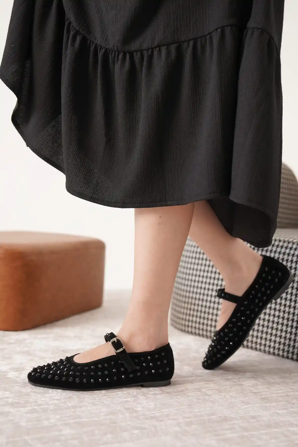 Siyah Taşlı Siyah Süet Kadın Klasik Düz Taban Günlük Şık Babet