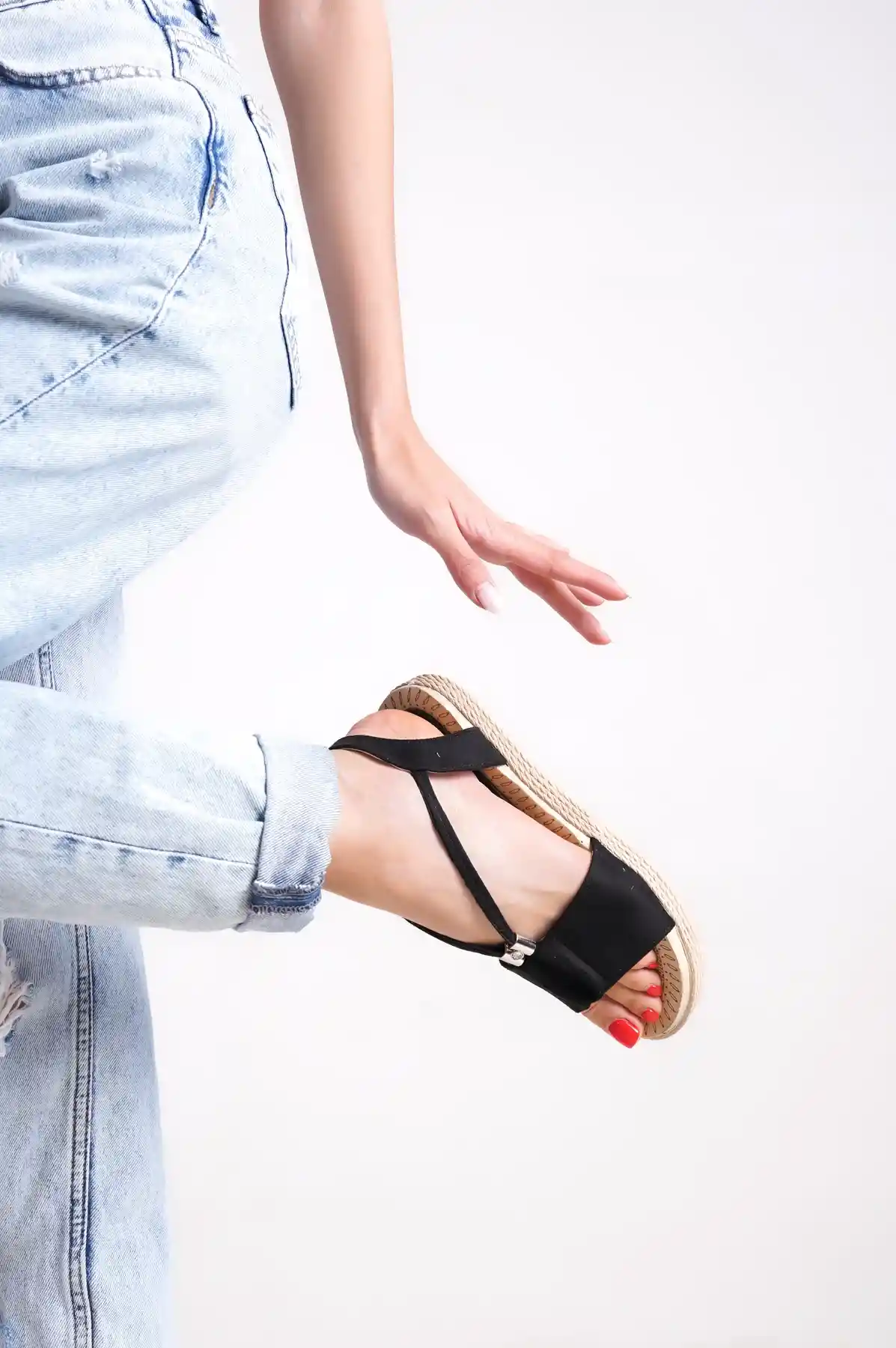 Siyah Süet Kadın Sandalet