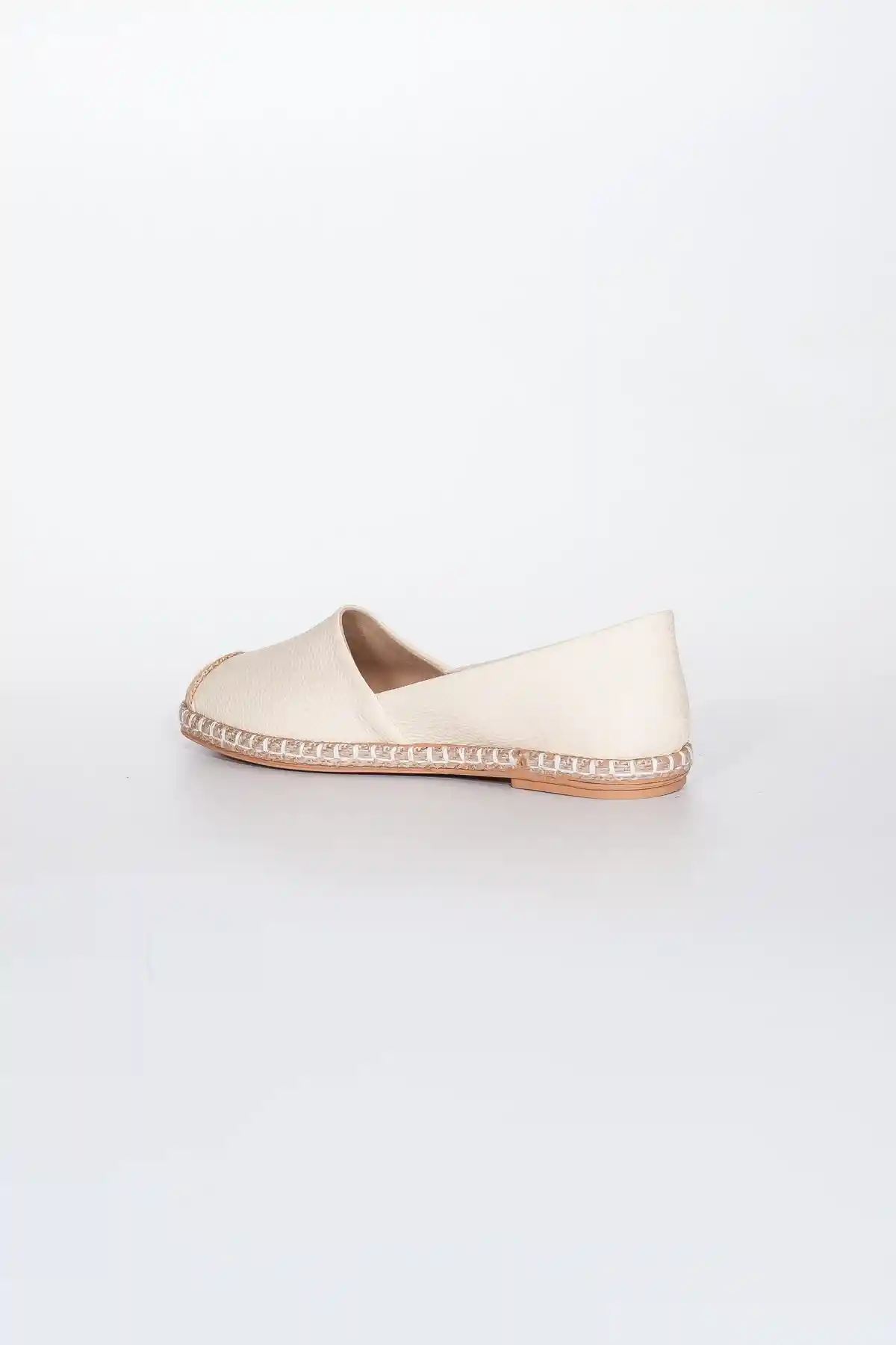 Bej Pütür Kadın Hasır Uçlu Günlük Babet