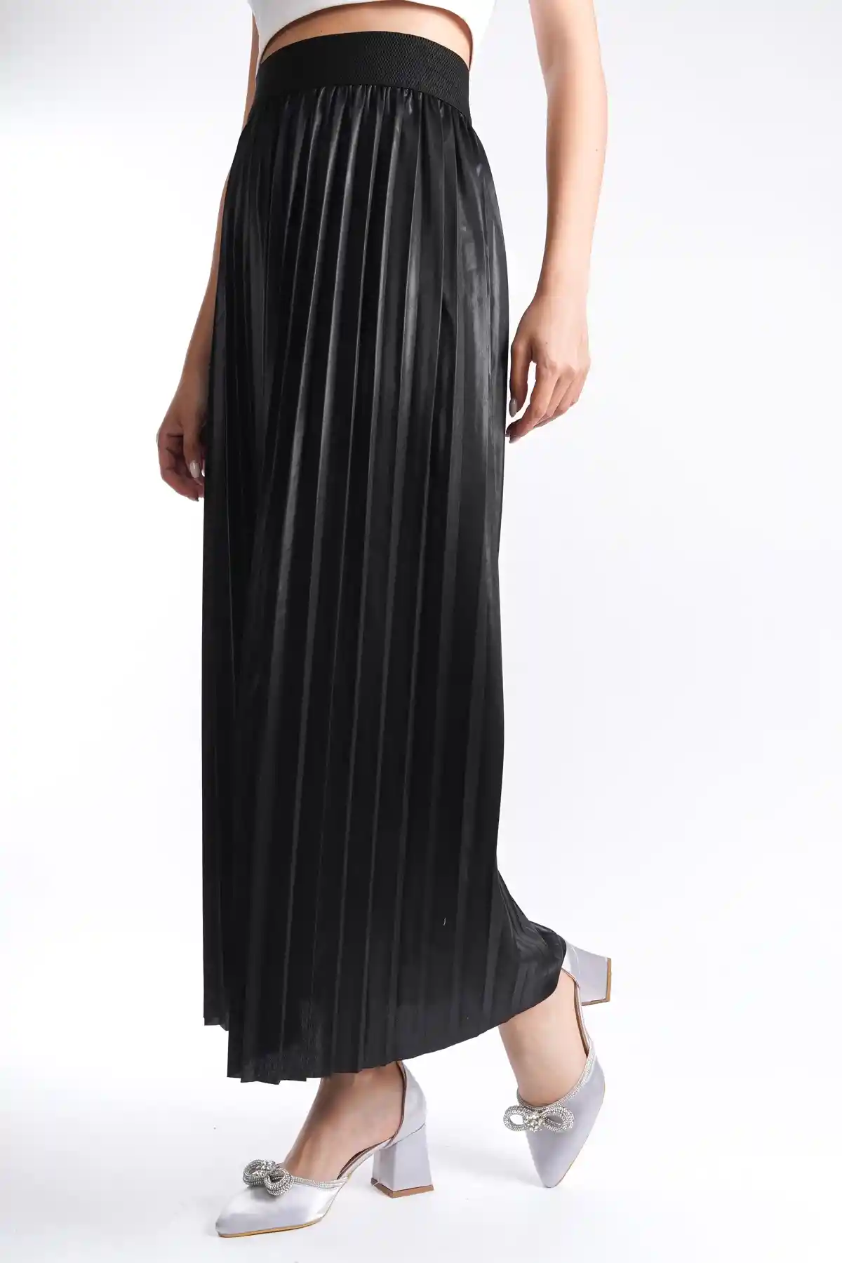 Black Womens High Waisted Pleated Skirt