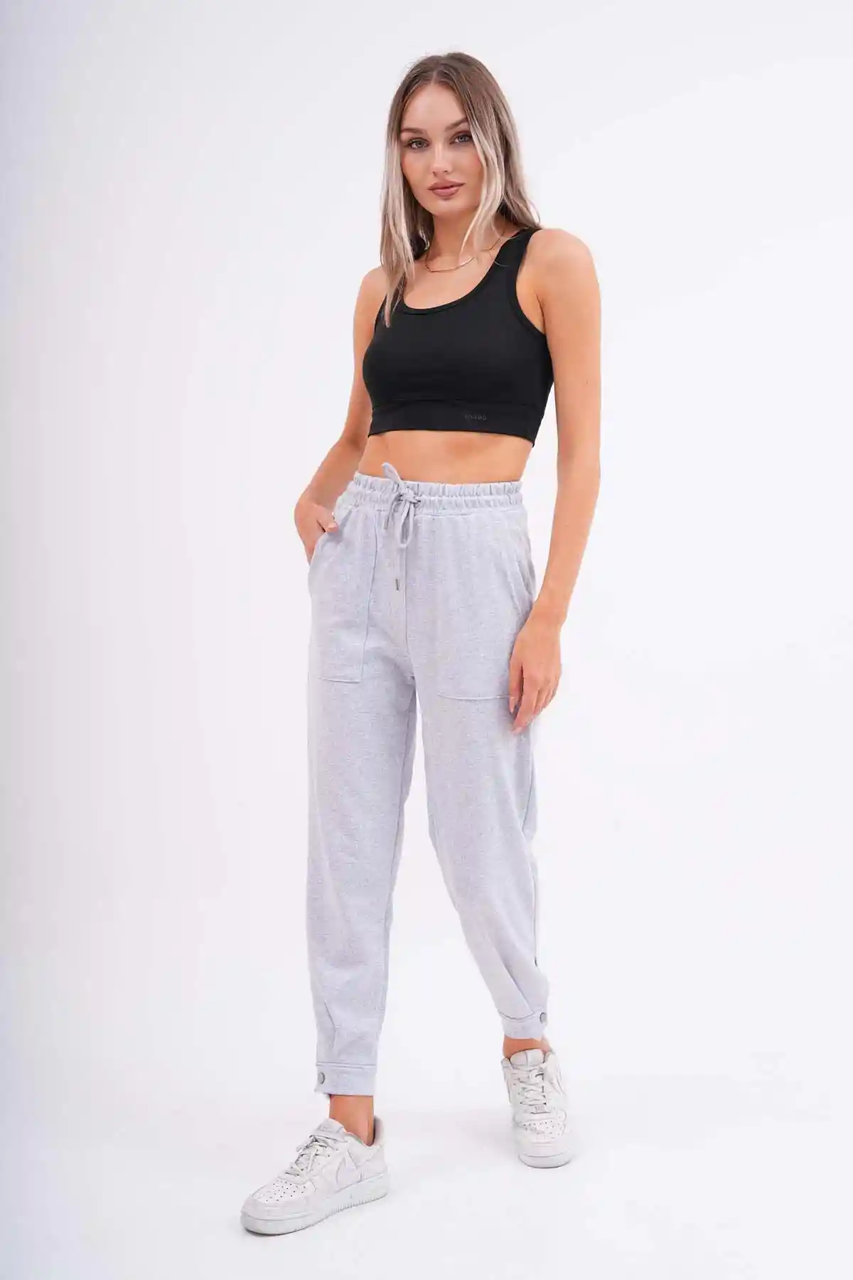 Gri Kadın Paçası Düğmeli Eşofman Altı