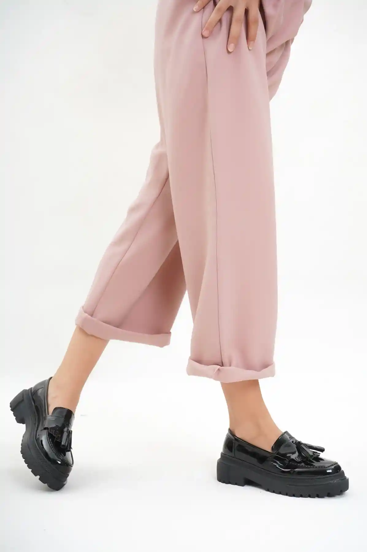 Siyah Rugan Kadın Fiyonklu Günlük Loafer Ayakkabı