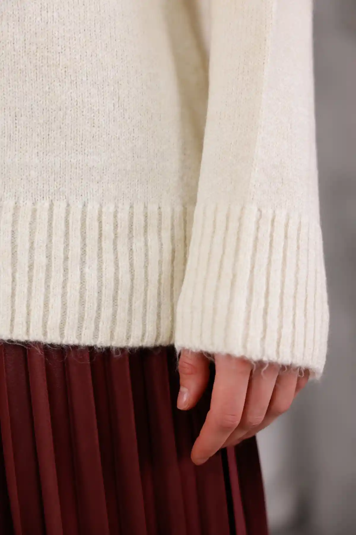 Krem Bisiklet Yaka Oversize Triko Kazak