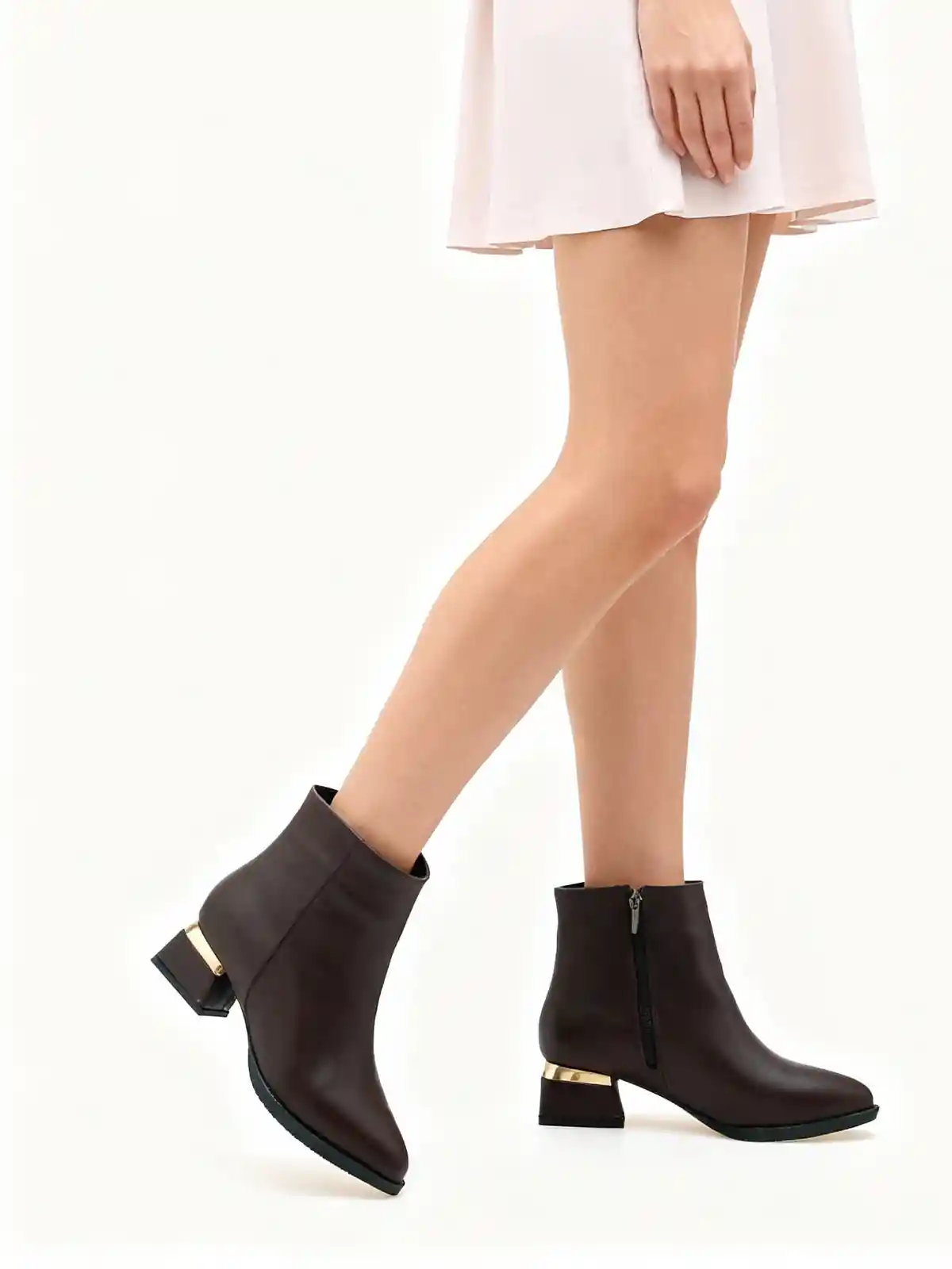 Kahve Kadın Altın Detaylı Topuklu Bot