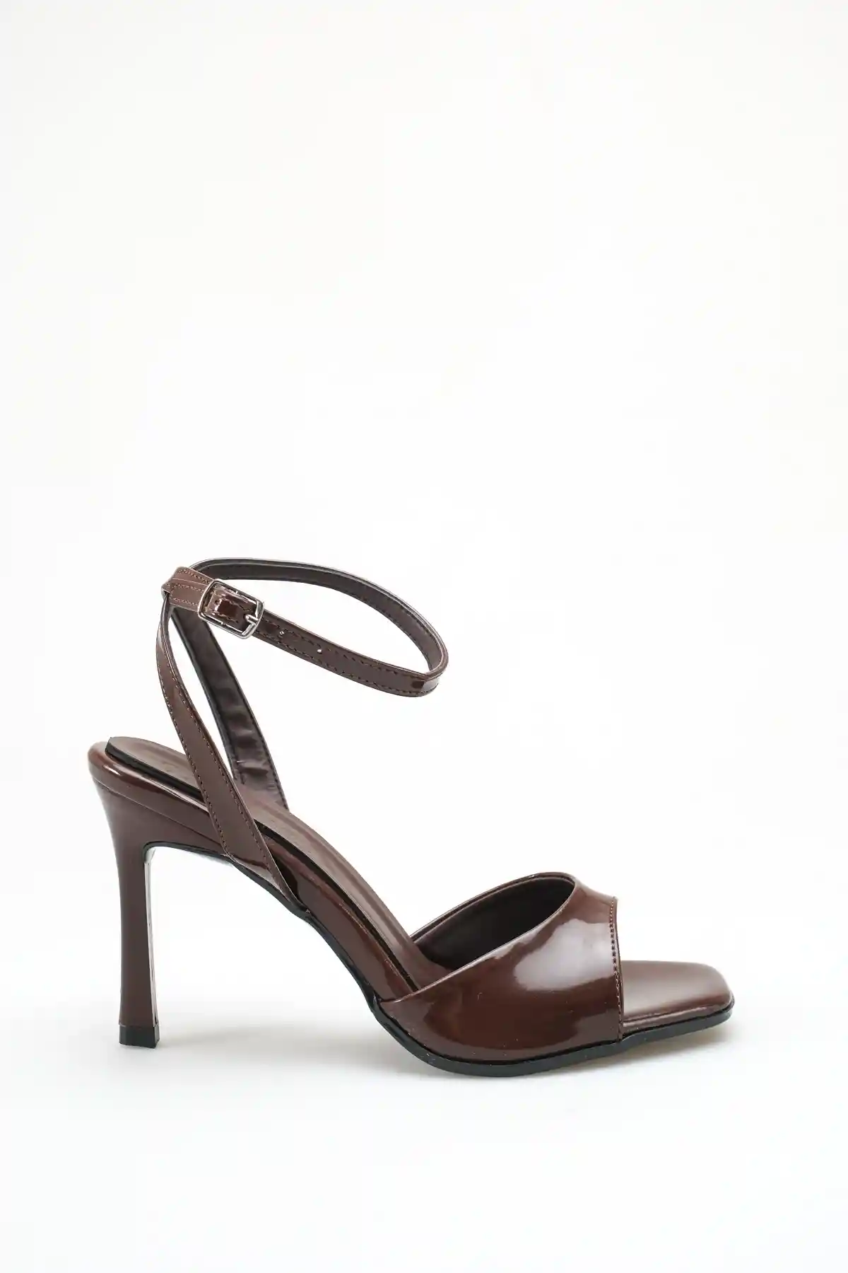 Kahve Rugan Kadın İnce Topuklu Abiye Ayakkabı