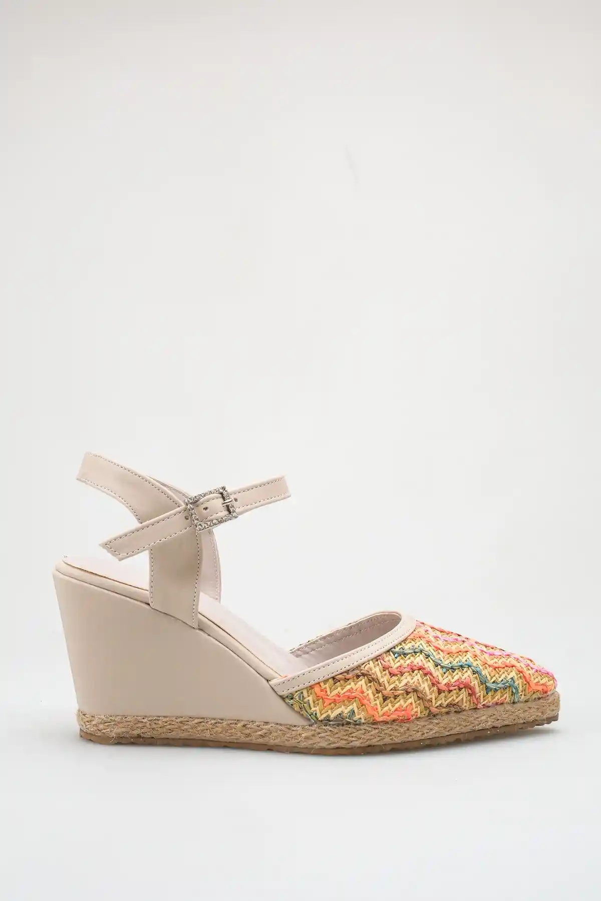 Hasır Örgü Gökkuşağı Ten Cilt Kadın Sivri Burun Dolgu Topuklu Sandalet