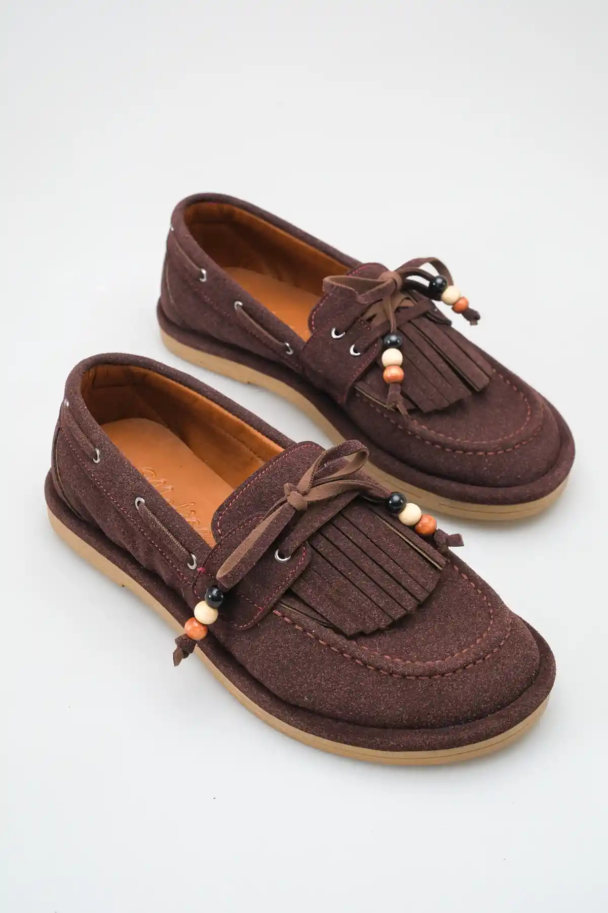 Kahve Süet Kadın Boncuk Detaylı Püsküllü Loafer Ayakkabı