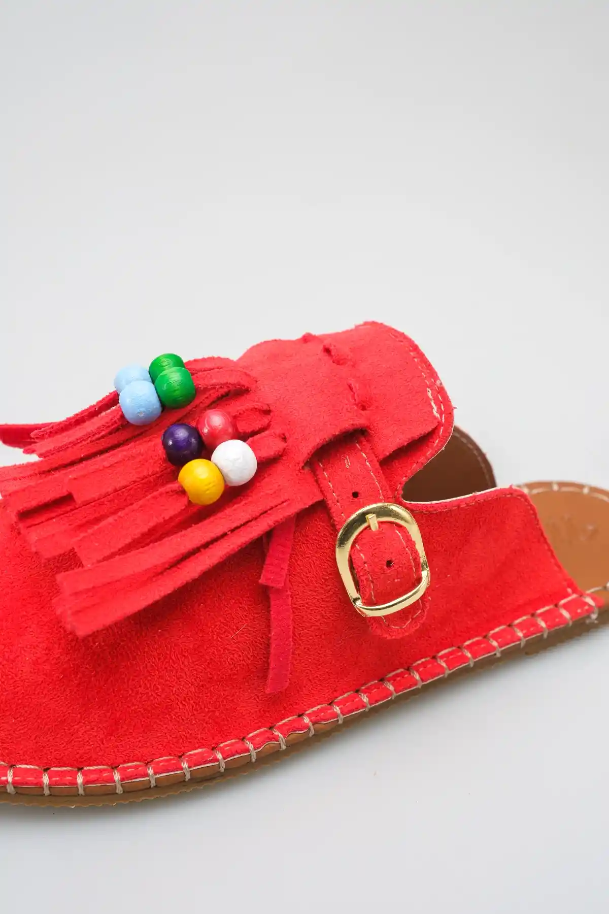 Kırmızı Süet Kadın Boncuklu Püsküllü Terlik