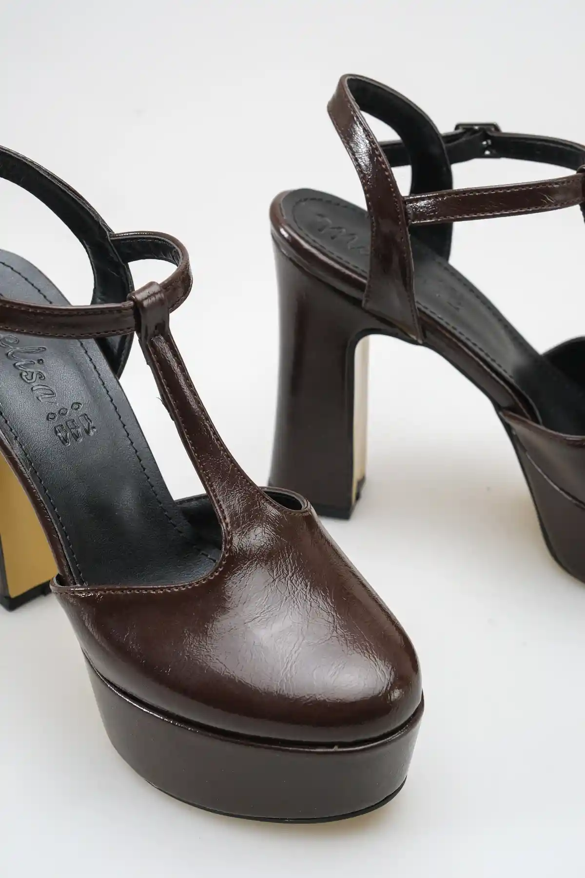 Kahve Rugan Kadın Uzun Topuklu Ayakkabı