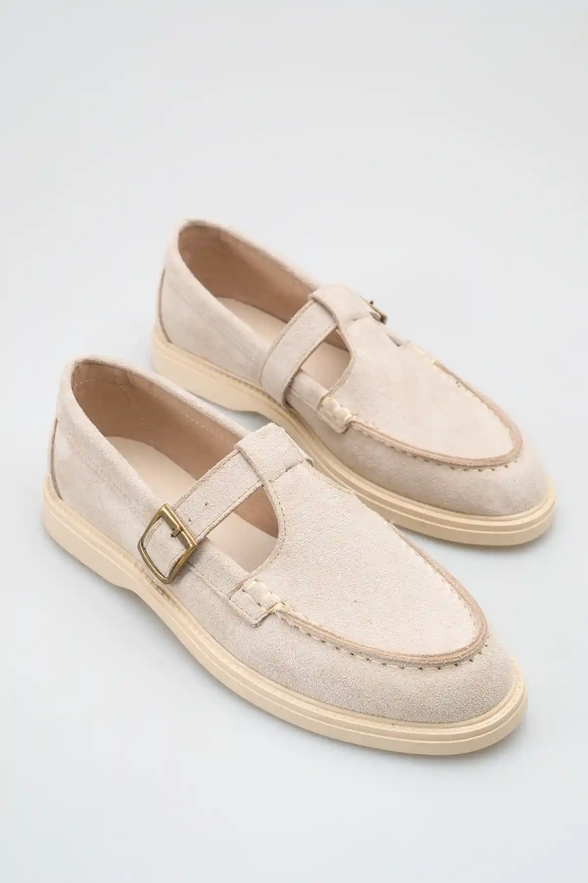 Bej Süet Kadın Kemerli Loafer Ayakkabı
