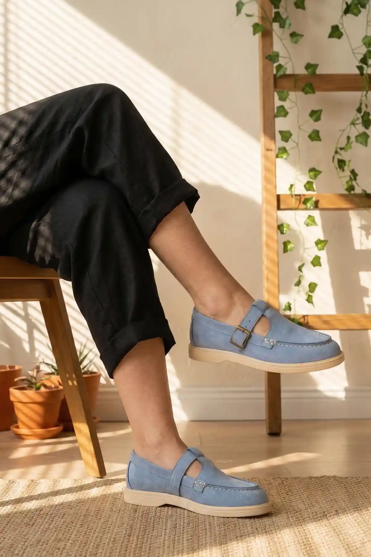 Bebe Mavi Süet Kadın Kemerli Loafer Ayakkabı