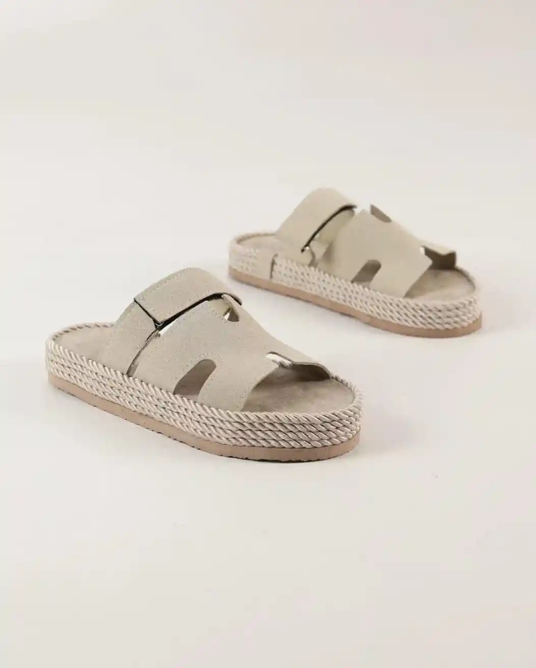 Bej Süet Kadın Cırtlı Bantlı Günlük Terlik