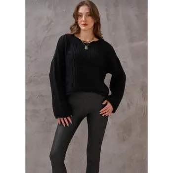 Salaş delik detaylı kazak siyah