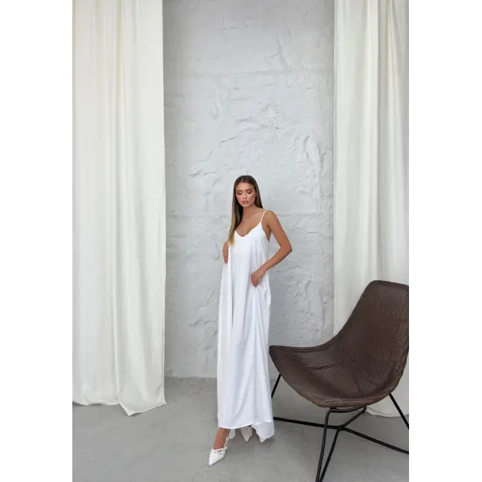 Aerobin uzun elbise beyaz pt