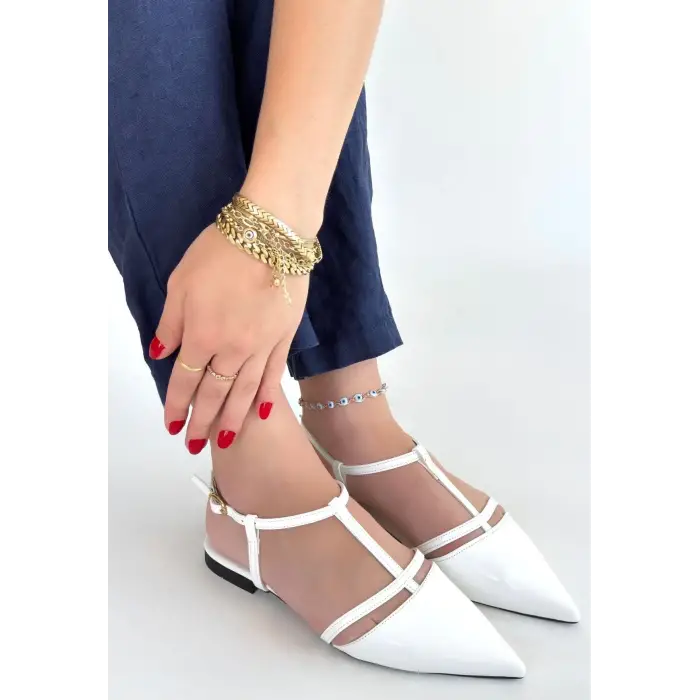 Canca Beyaz Rugan Babet Ayakkabı