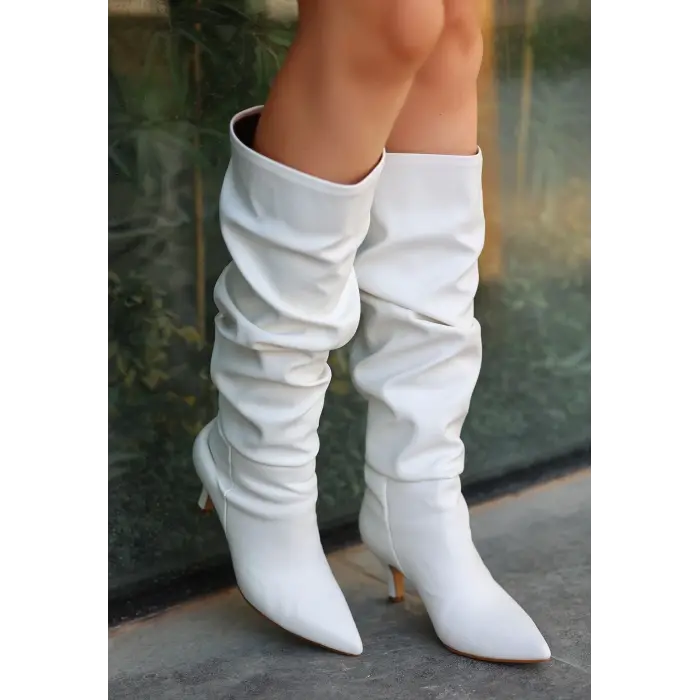 Zelya Beyaz Cilt Topuklu Çizme