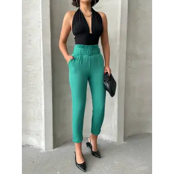 Kemerli havuç pantolon