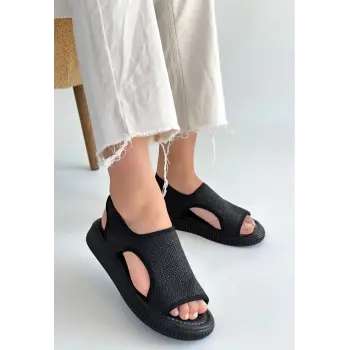 Wayi Siyah Hasır Cilt Sandalet