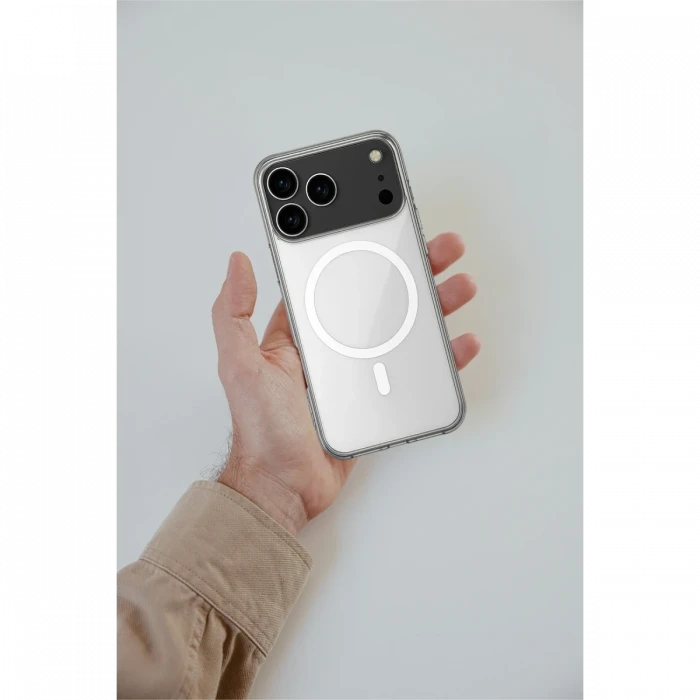 Apple iPhone 17 Pro Max Kılıf Magneticsafe Şeffaf Silikon - Şeffaf