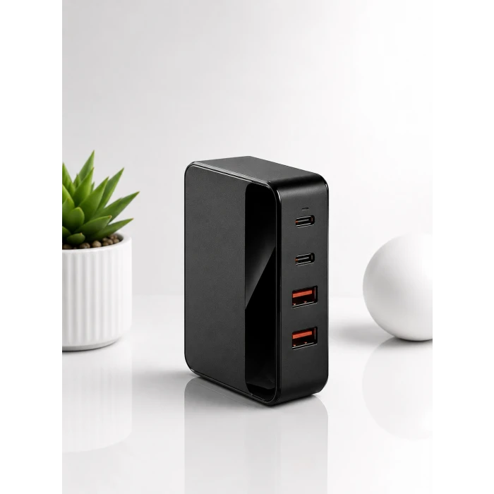 USB-A ve USB-C Girişli Çoklu Şarj Cihazı