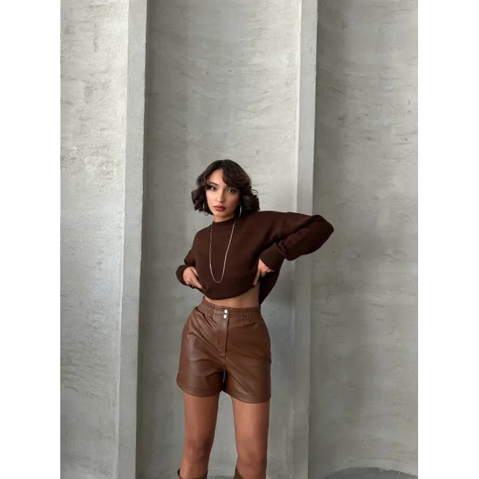 Beli lastikli çıtçıtlı deri şort kahve w241007