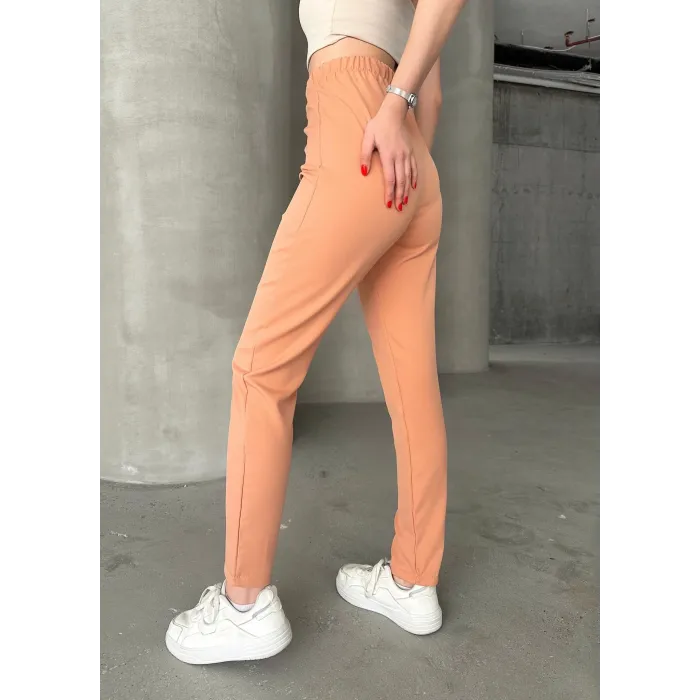 Beli lastikli karamel pantolon