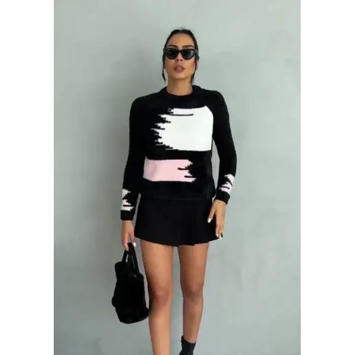 Bıyıklı triko kazak siyah