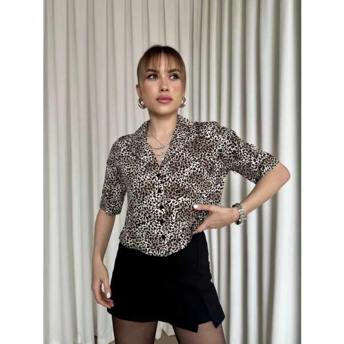 Leopar desenli crop gömlek