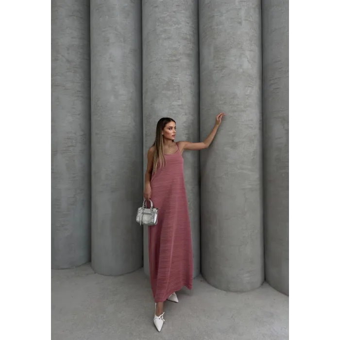 Piliseli uzun elbise