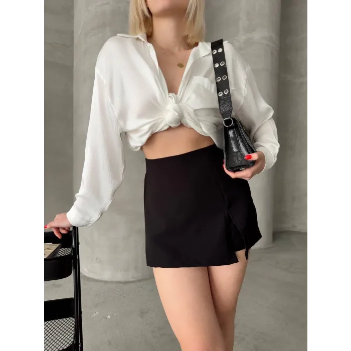 Tek yırtmajlı şort etek