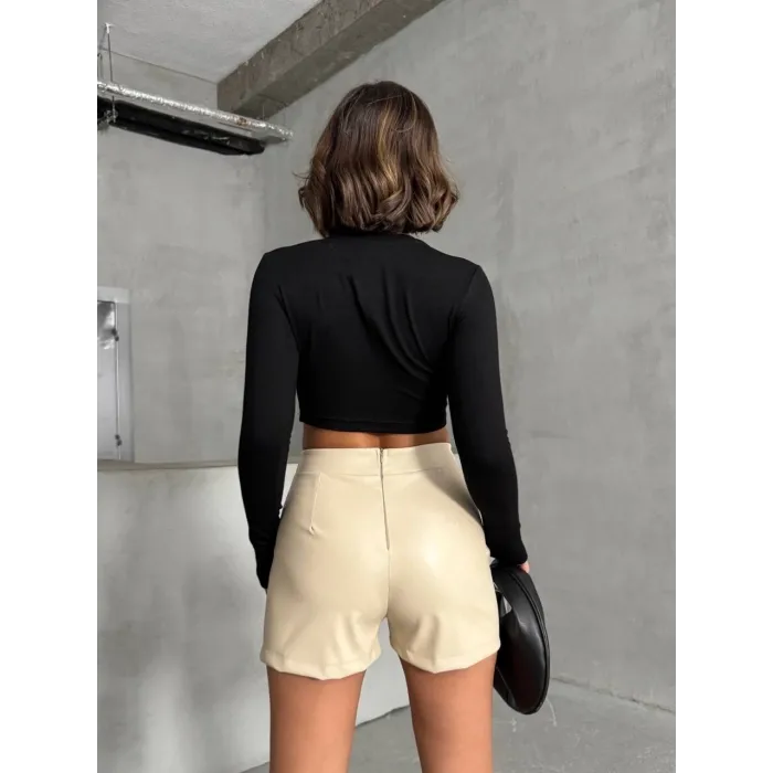 Tokalı deri şort h24444