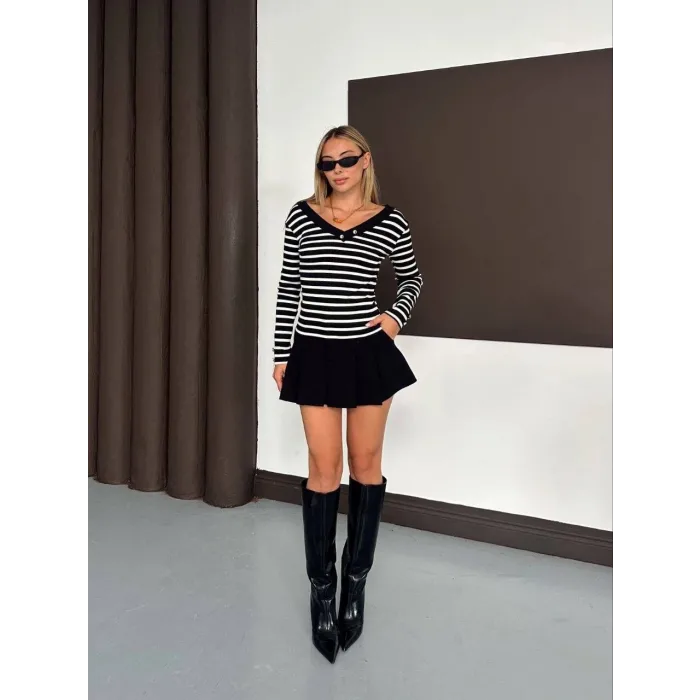 V yaka kol ve yaka düğmeli bluz siyah A4047