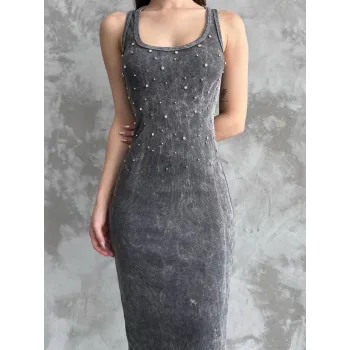 Taşlı askılı elbise