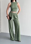 Yeşil Krinkıl Kumaş Crop Top & Palazzo Pantolon İkili Takım - Yaz Şıklığı