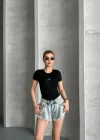 Siyah Kare Yaka Fit Bodysuit Şık & Esnek