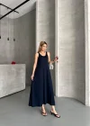Lacivert Askılı Akışkan Elbise