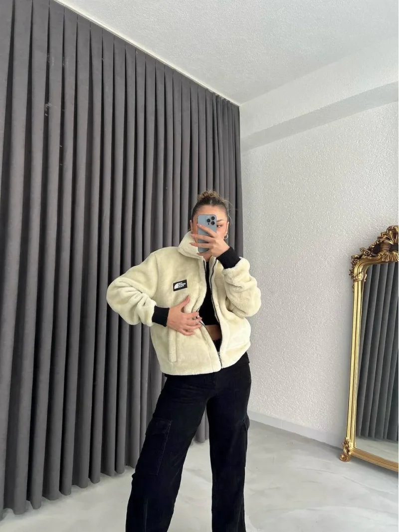 Beyaz NF Oversize Unisex İçi Astarlı Rabbit Mont