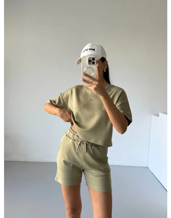 Haki Alo Yoga Modal Crop Şortlu Takım