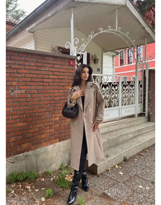 Krem Kuşaklı Astarlı Apoletli Kaban