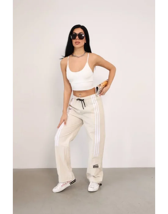 Krem Önden Üç Şerit Paça Cep Detay Paraşüt Eşofman