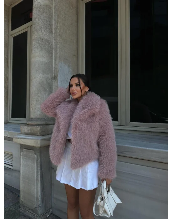 Pembe Şal Yaka İçi Astarlı Kürk Kaban