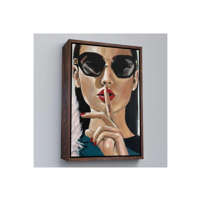 Ahşap Çerçeveli Şişşt Yapan Güzel Kadın Tablosu-7953