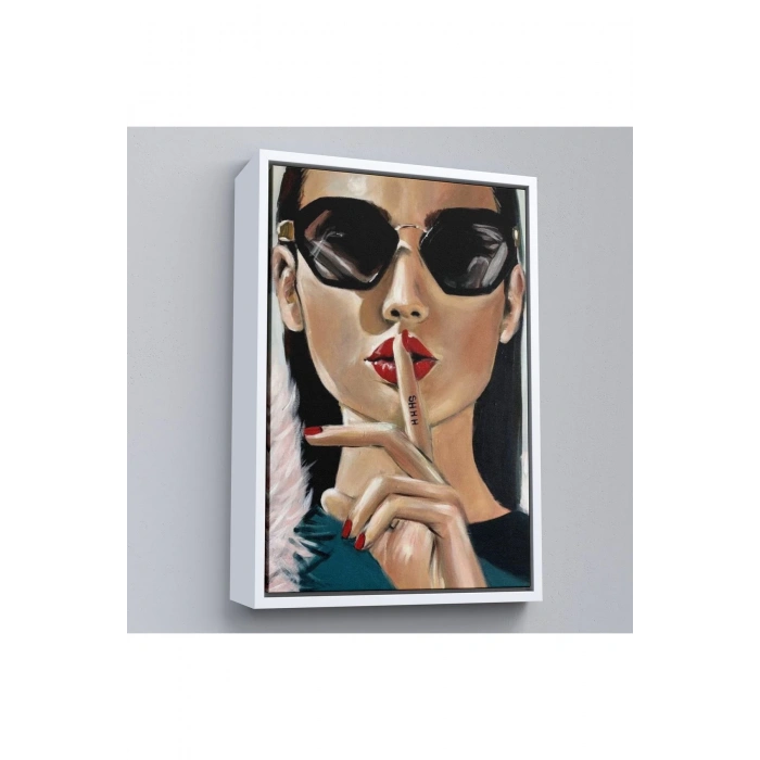 Ahşap Çerçeveli Şişşt Yapan Güzel Kadın Tablosu-7953