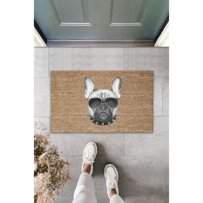 Dijital Baskı Kahverengi Güneş Gözlüklü Tasmalı Ciddi Köpek Dekoratif Kapı Paspası K-2017