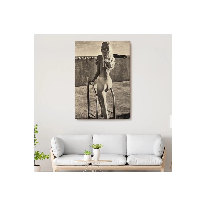 Helmut Newtonun Görülecek Bir Sergi Tablosu-6289