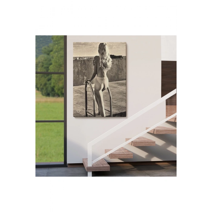 Helmut Newtonun Görülecek Bir Sergi Tablosu-6289