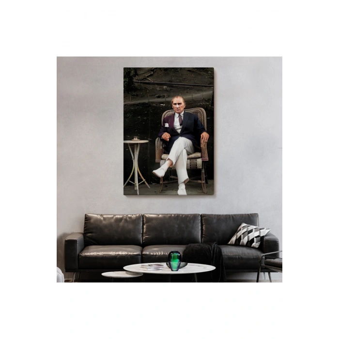 Mustafa Kemal Atatürkün Sandalyede Oturan Tablosu -6379