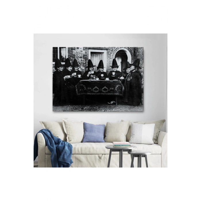 Yaşlı Cadıların Çay Partisi Tablosu -6577